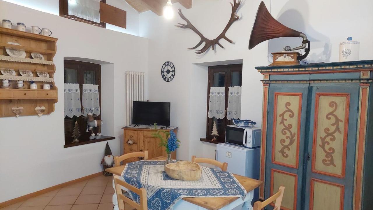Loft Della Perpetua Di Casa Bernardi, Fuga Romantica Petfriendly Montagnaga  外观 照片